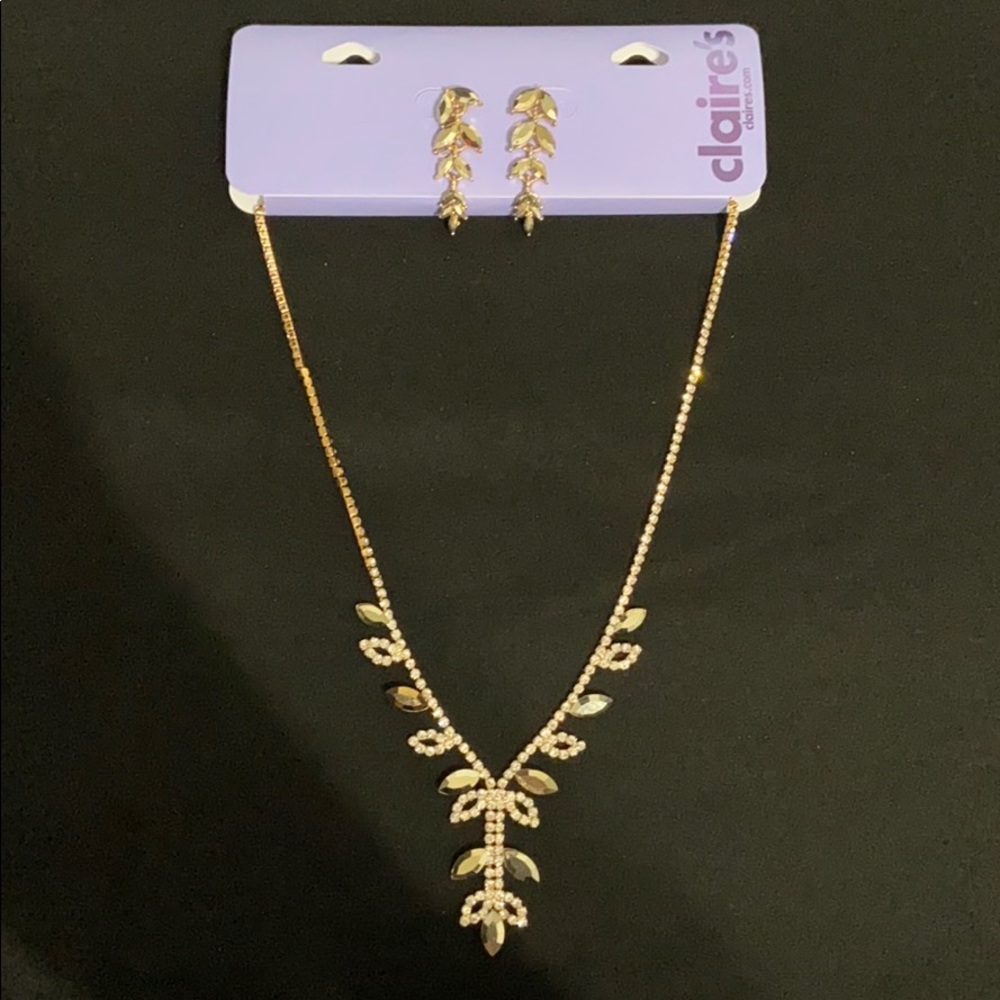 Claire’s jewelry set